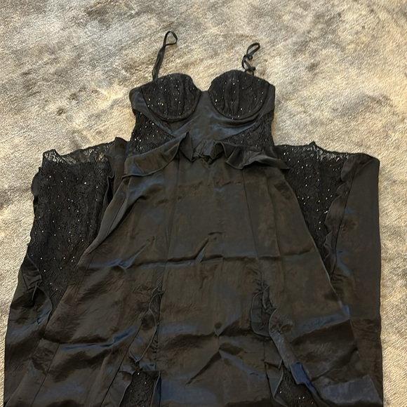 Majorelle - Ella Gown - Picture 3 of 4